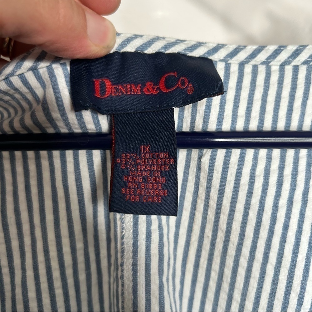 Denim & Co. Women's Plus 1X Blue and White Striped SHORTALLS w/Pockets Overalls - Picture 3 of 4